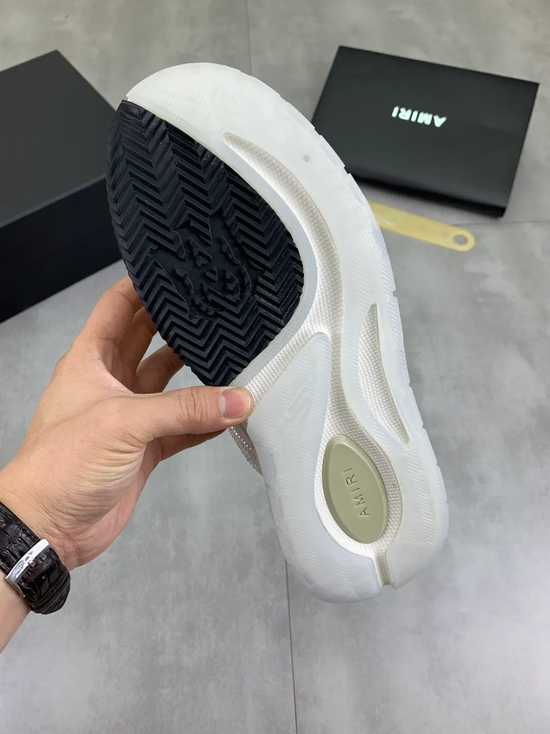 Men's men's shoes 💰P760 New [Amiri] hot diamond series Amiri - high-end quality original order casual shoes for couples 🧑‍🤝‍🧑 - Upper: 🔝Nappa calfskin, suede cowhide, canvas body hot work - Lining: brand mesh canvas cloth - Outsole: ultra-light tpu·rubber; multi-color molded outsole -Ultra-high quality control and exquisite workmanship: highlighted (high-end, extravagance, and class) -Size: Female 35-40 (41 customized) Male 38-45 (46 customized)